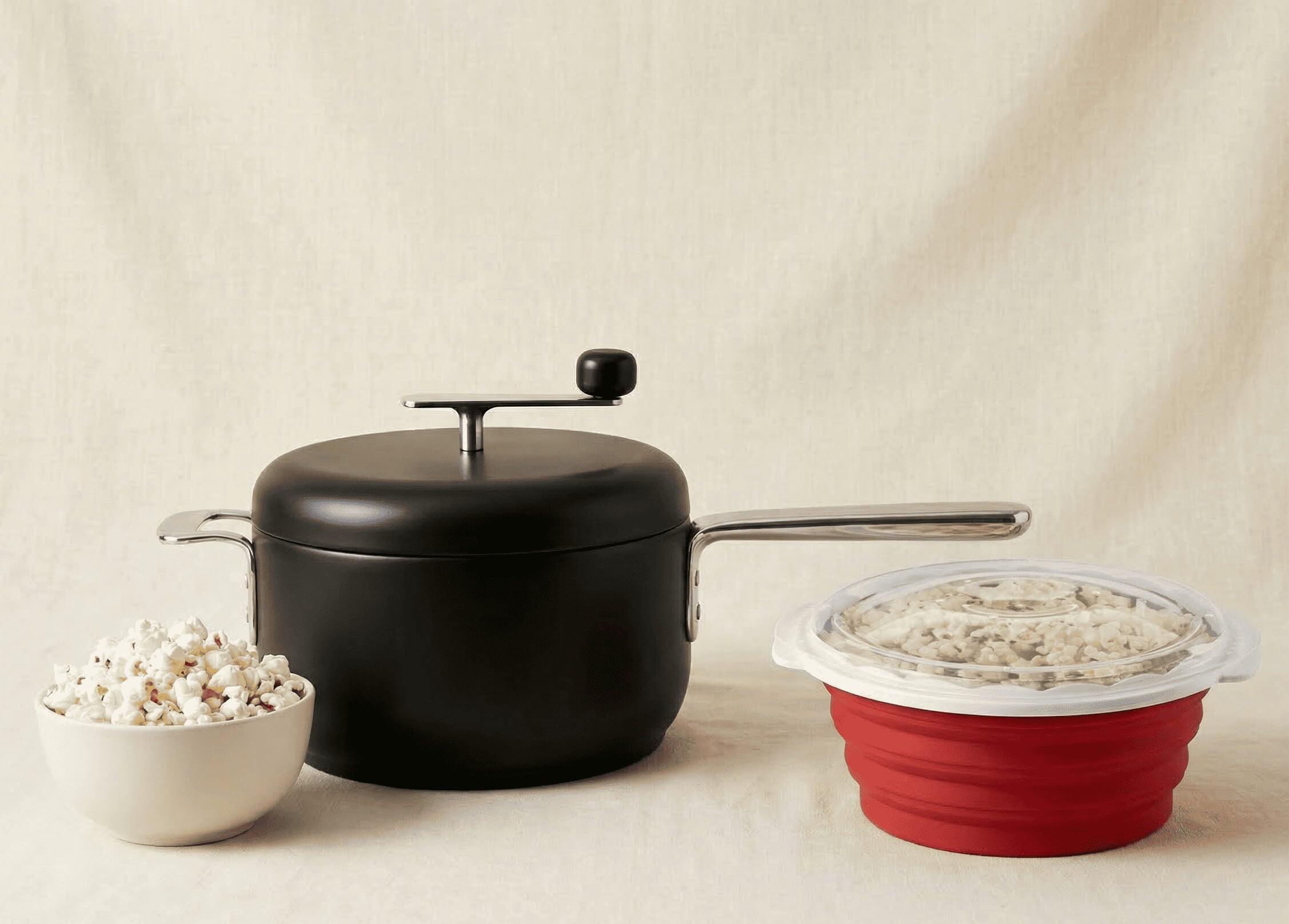 Popsmith Popper vs. Silicone Microwave Popcorn Poppers: Which One's Wo